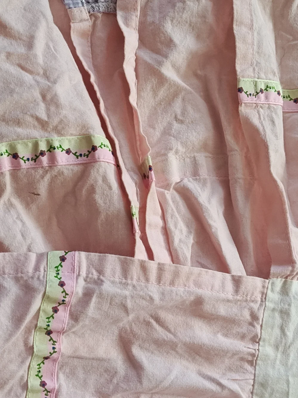 Vintage Cottagecore Wamsutta 7 Piece Baby Girl Crib Set, Comforter, Skirt  More